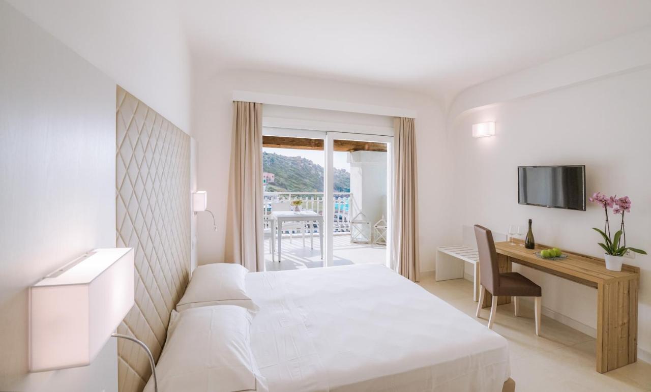 Hotel Moresco Santa Teresa Gallura Exteriér fotografie